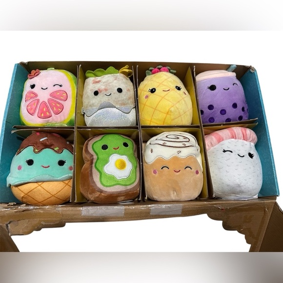 ORIGINAL SQUISHMALLOWS 5" MINI
PLUSH SET - Picture 2 of 4